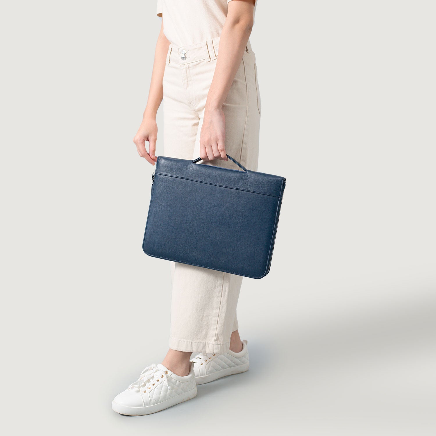 The Eclectic Midnight Blue Leather Folio Organizer