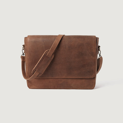 The Carismatico Vintage Tan Brown Leather Messenger Bag