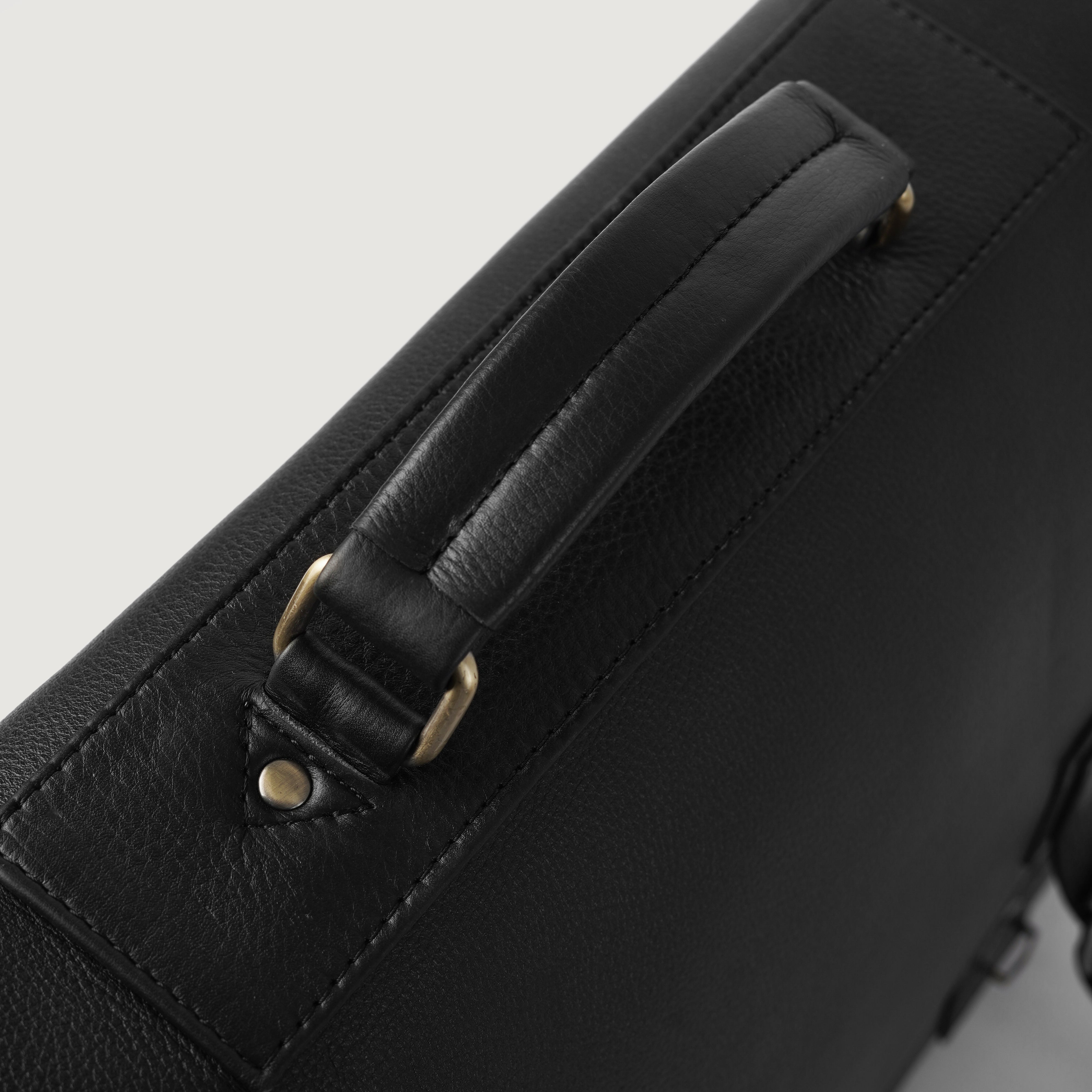 The Cristoph Black Leather Messenger Bag