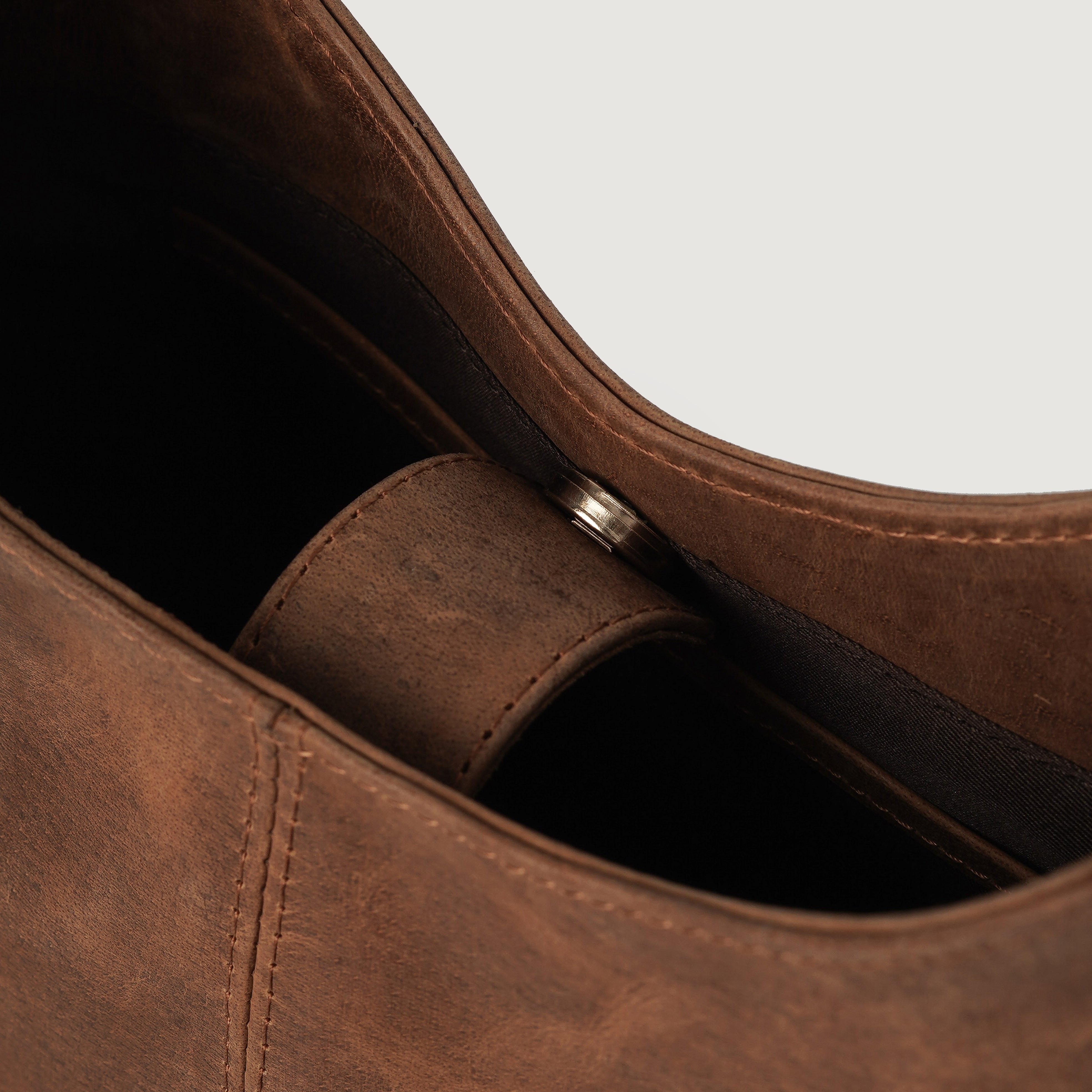 The Stefani Vintage Tan Brown Leather Hobo Bag